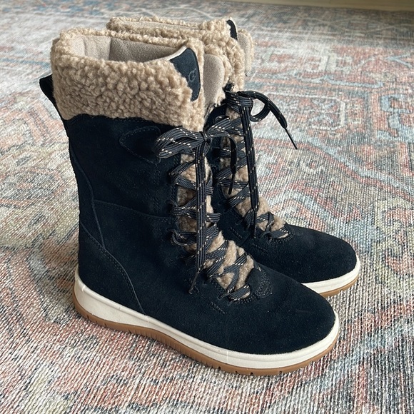 🆕 Ugg Lakesider Tall Lace Boot - Picture 3 of 8